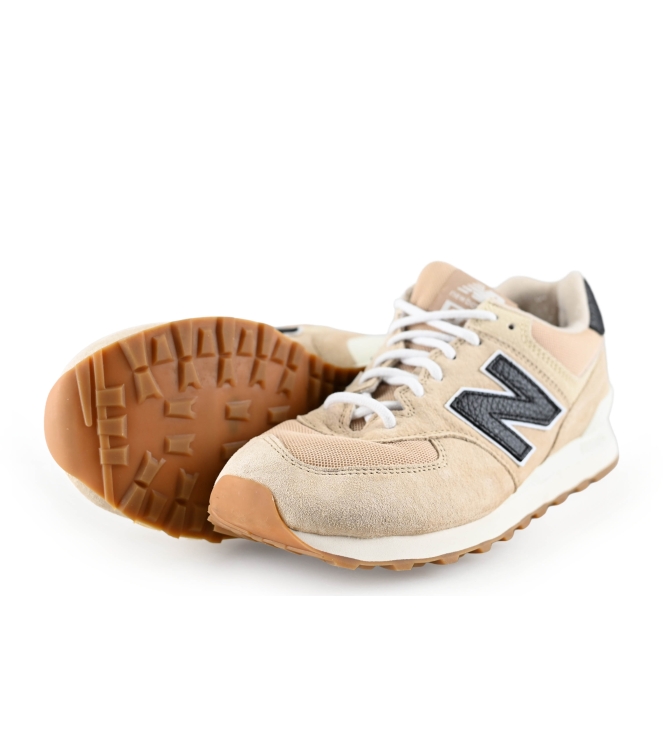 New Balance Sneaker