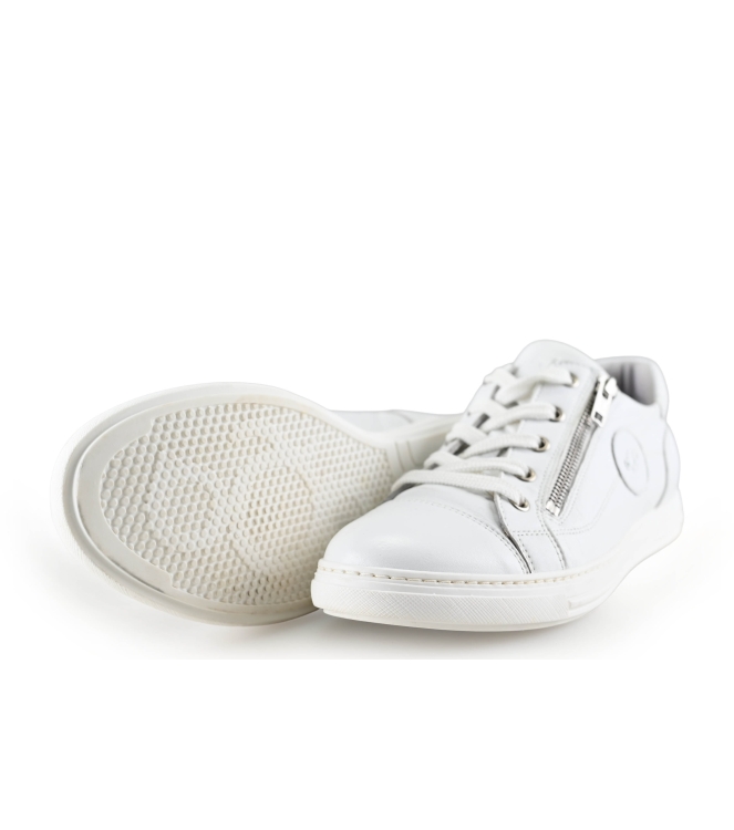 AQA Sneaker