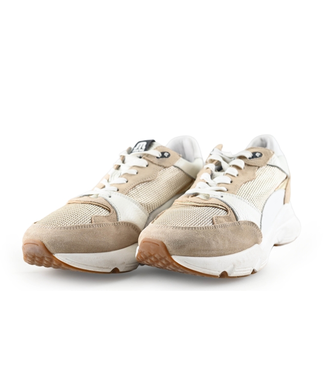 Maruti Sneaker