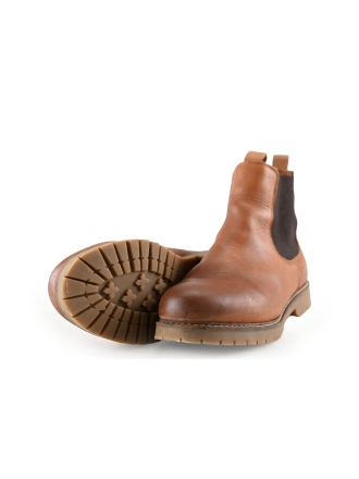 Travelin Chelsea boots