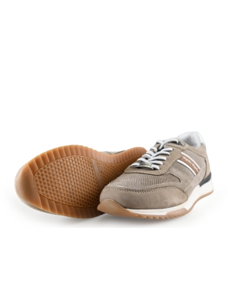 Australian Sneaker