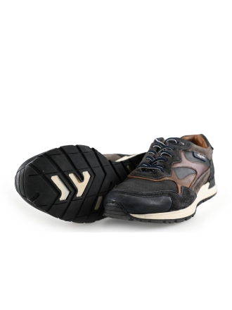 Australian Sneaker