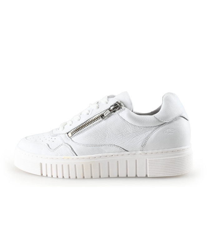 AQA Sneaker