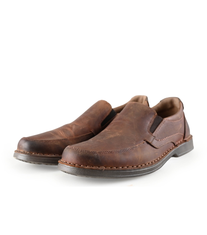 Outfielder Slip-ons