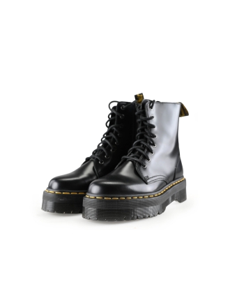 Dr. Martens Schnürstiefel