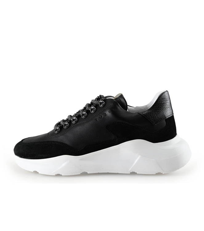 Tozen Sneaker