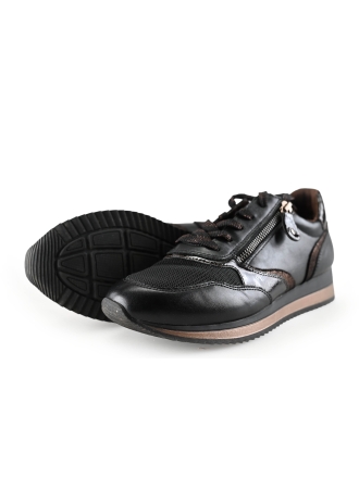 Easy Street Sneaker