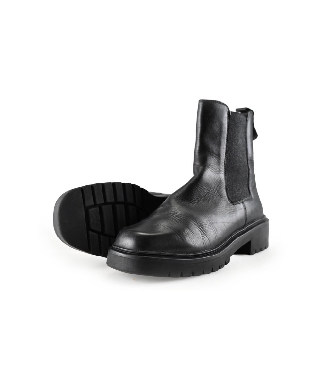 Tamaris Chelsea boots