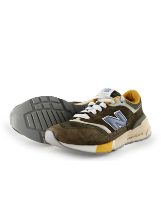 New Balance Sneaker