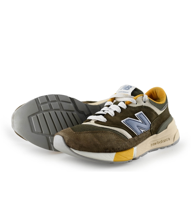 New Balance Sneaker