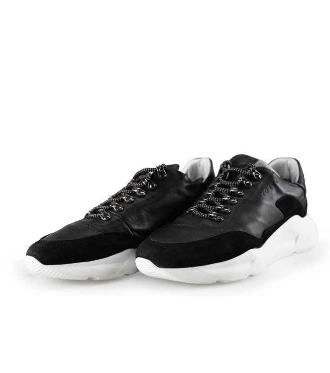 Tozen Sneaker
