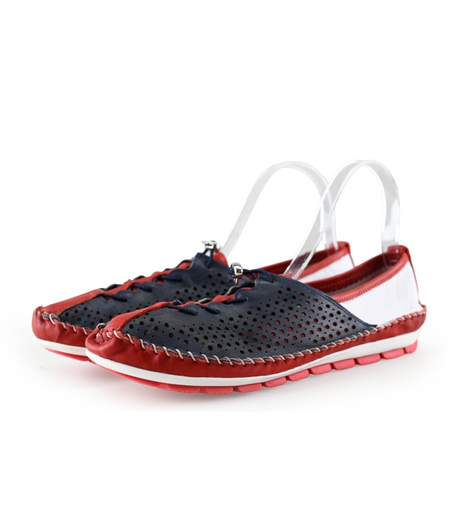 Gemini Slip-ons