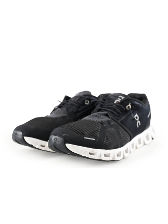 On Sportschuhe