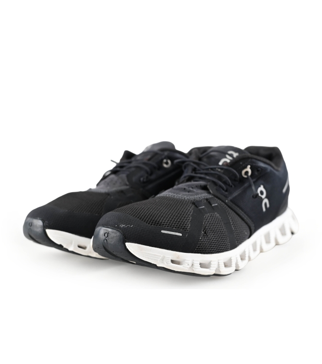 On Sportschuhe