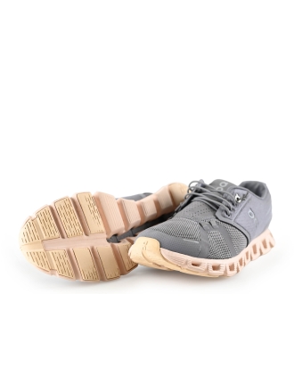 On Running Sneaker