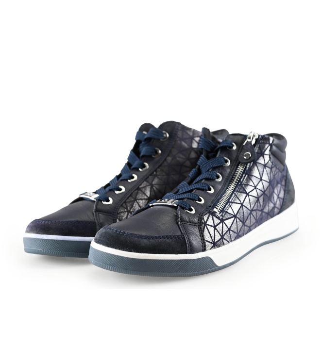 Ara Sneaker