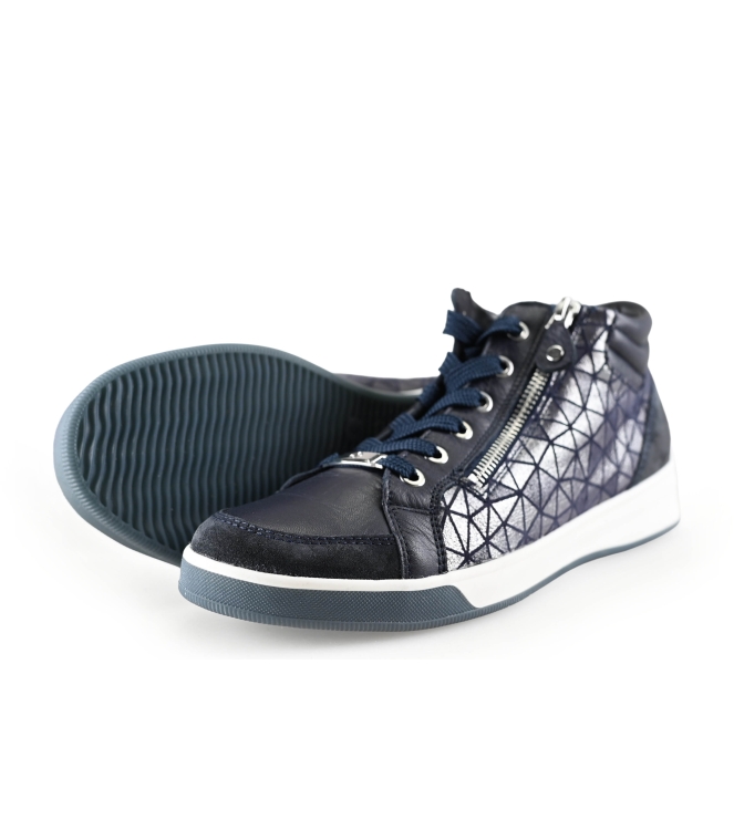 Ara Sneaker
