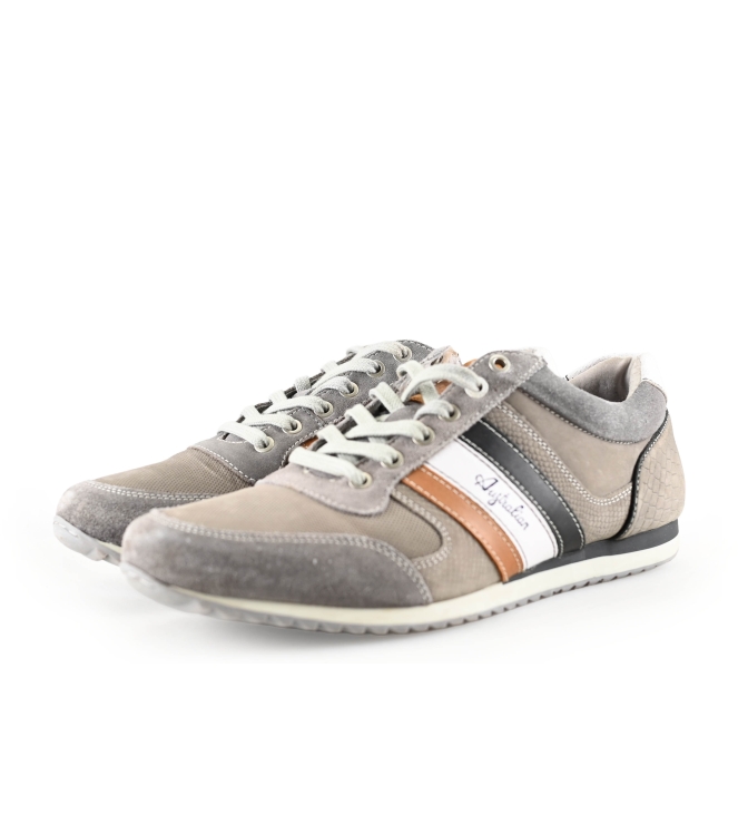 Australian Sneaker