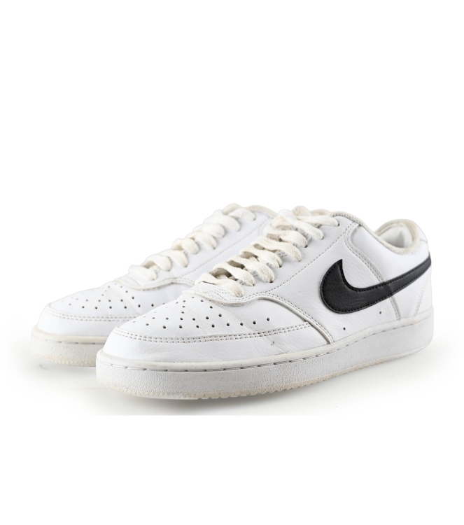 Nike Sneaker