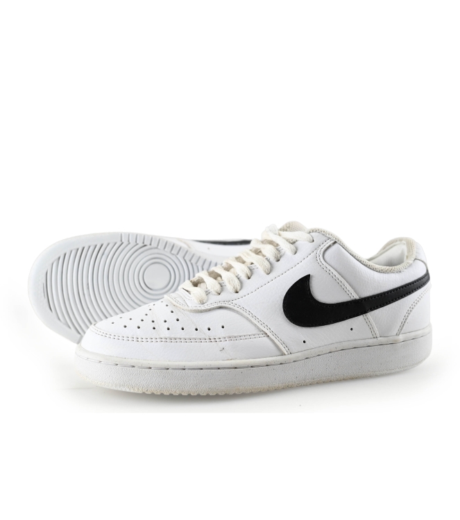Nike Sneaker