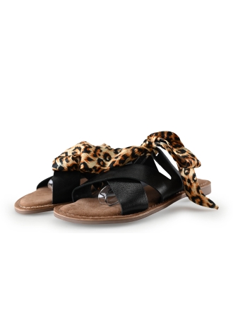 Lazamani Sandalen