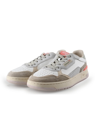 Victoria Sneaker