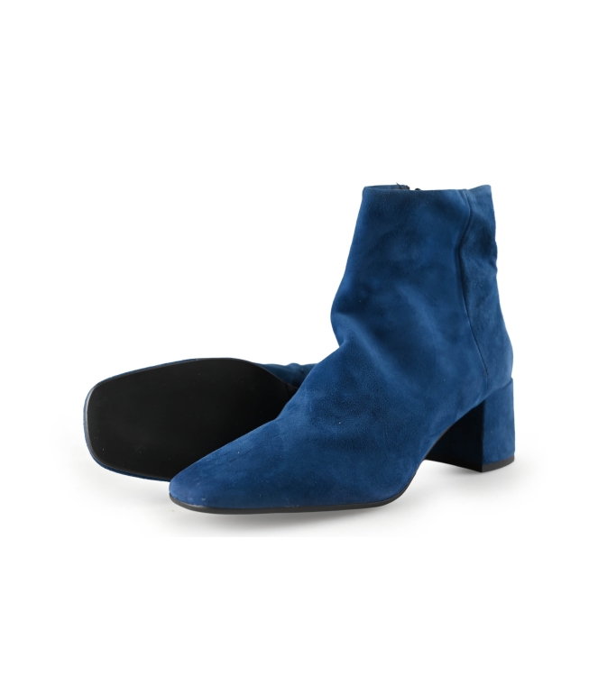 Noi Due Stiefeletten