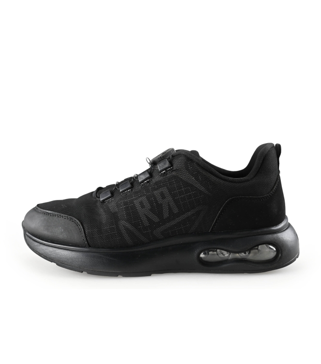 Red-Rag Sneaker