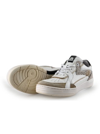 Maruti Sneaker