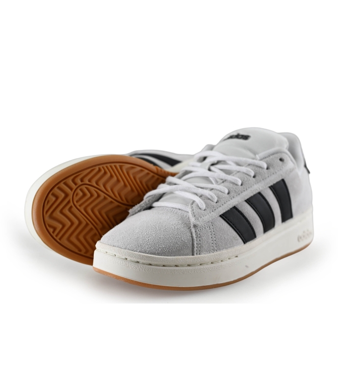 Adidas Sneaker
