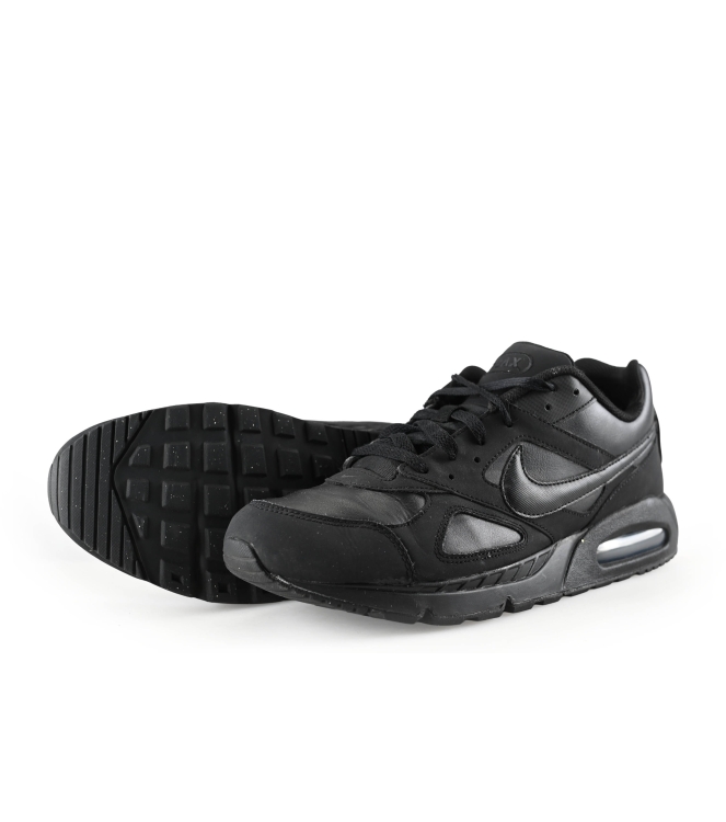 Nike Sneaker