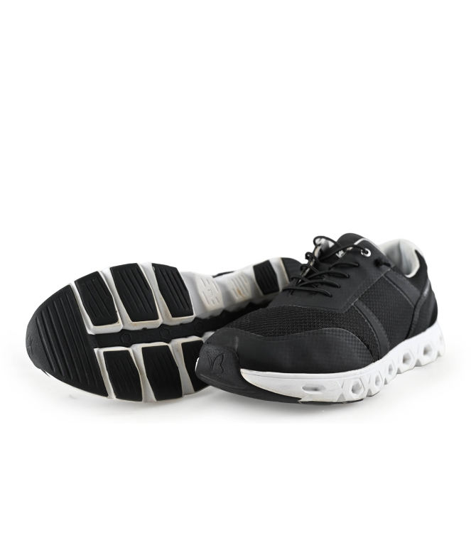 Caprice Sneaker