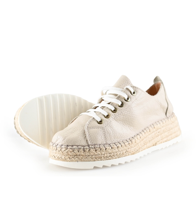 DSTRCT Schnürschuhe