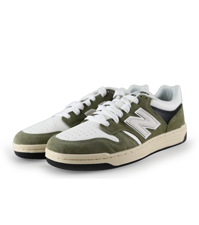 New Balance Sneaker
