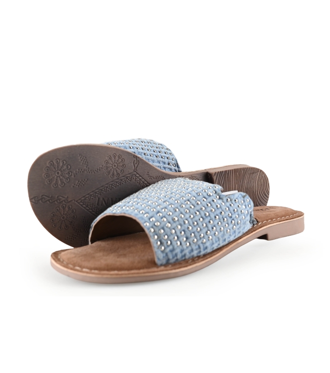 Lazamani Flip-Flops