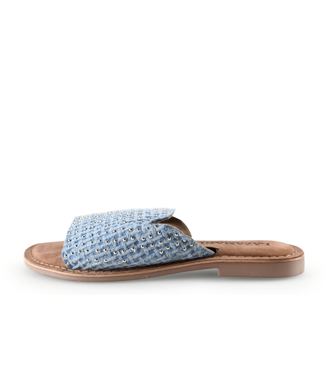 Lazamani Flip-Flops