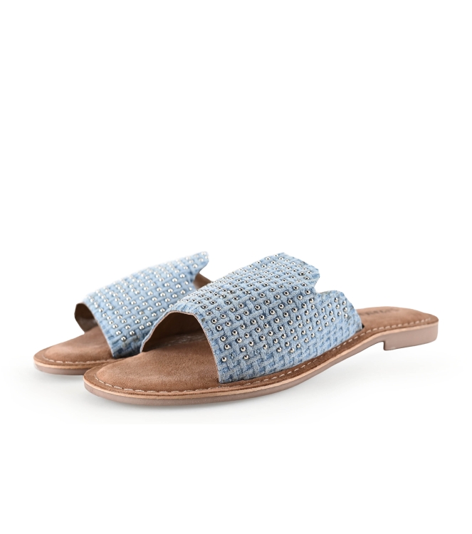 Lazamani Flip-Flops