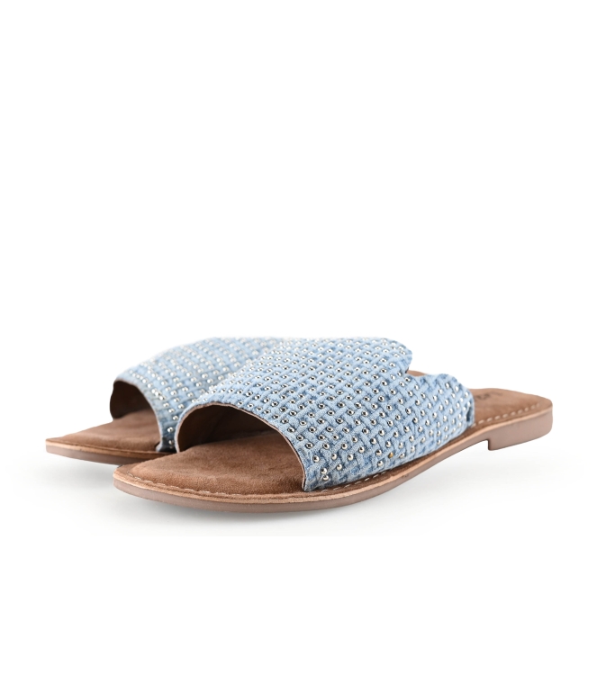 Lazamani Flip-Flops