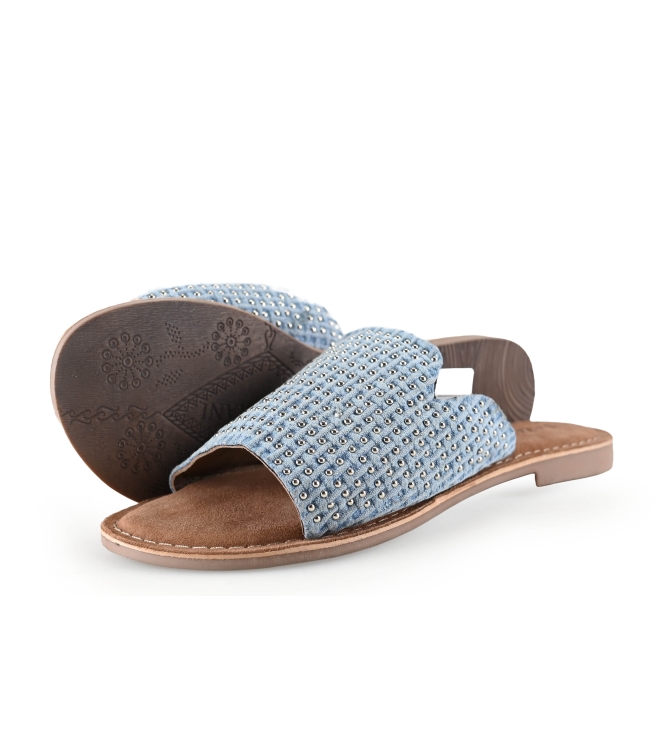Lazamani Flip-Flops