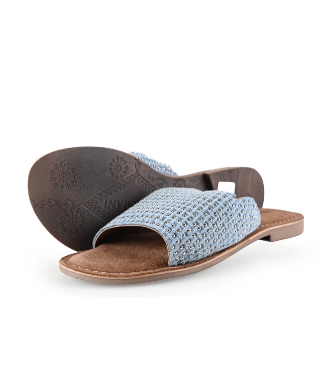 Lazamani Flip-Flops