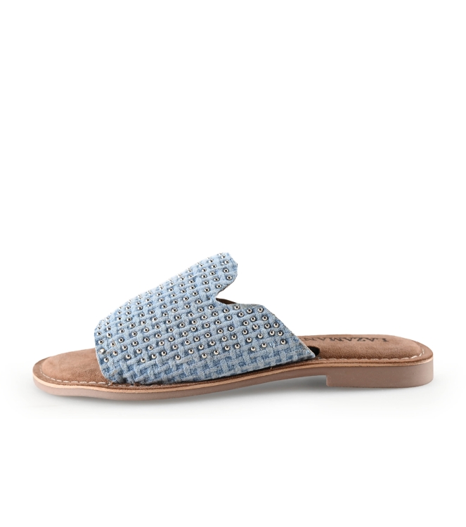 Lazamani Flip-Flops