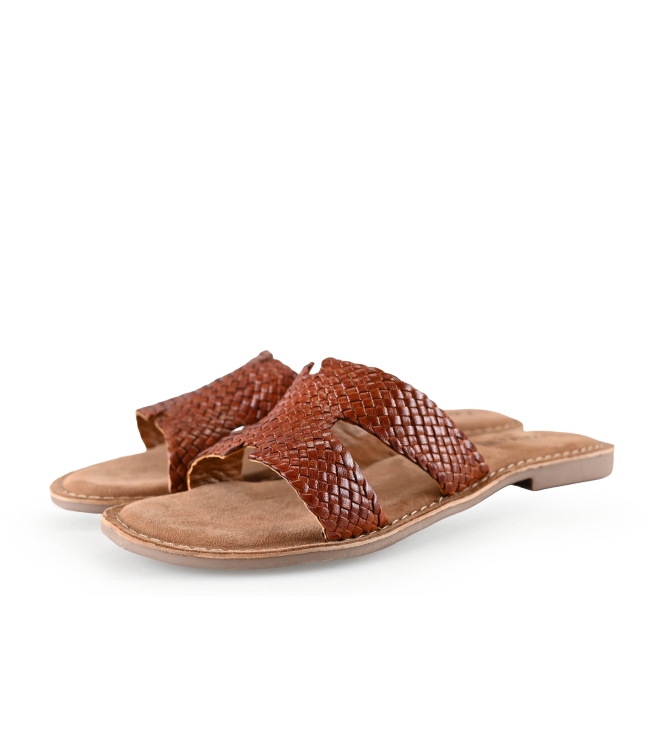 Lazamani Flip-Flops