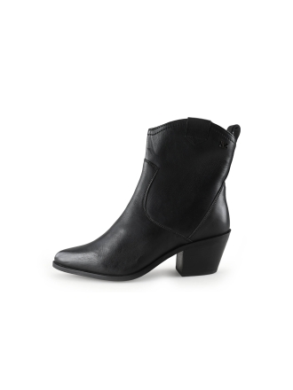 Carmela Stiefel