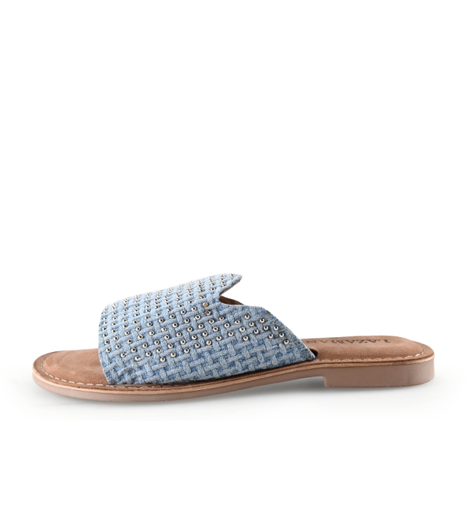 Lazamani Flip-Flops
