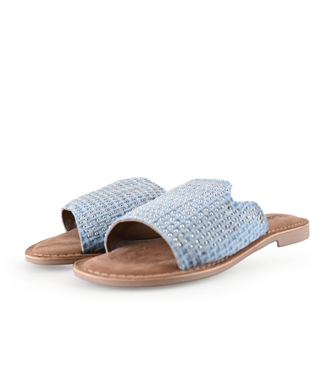 Lazamani Flip-Flops