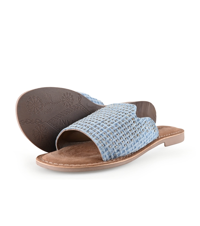 Lazamani Flip-Flops