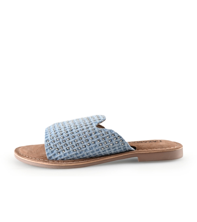 Lazamani Flip-Flops