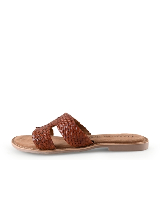 Lazamani Flip-Flops