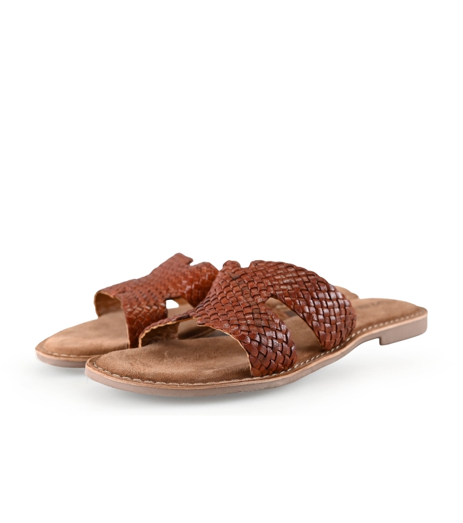 Lazamani Flip-Flops