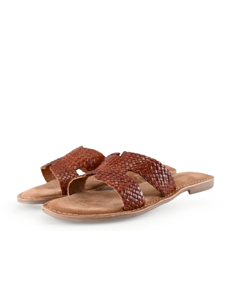 Lazamani Flip-Flops